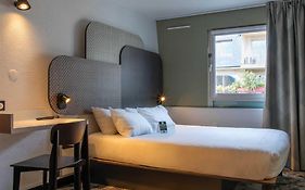 B&B HOTEL Lourdes Centre Gare 3 étoiles